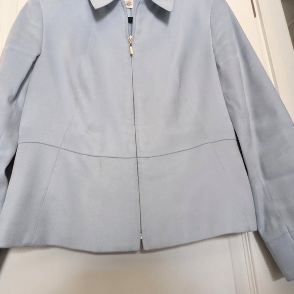 đź’™Talbots Powder Blue Blazer- feels like suede - Picture 4 of 8